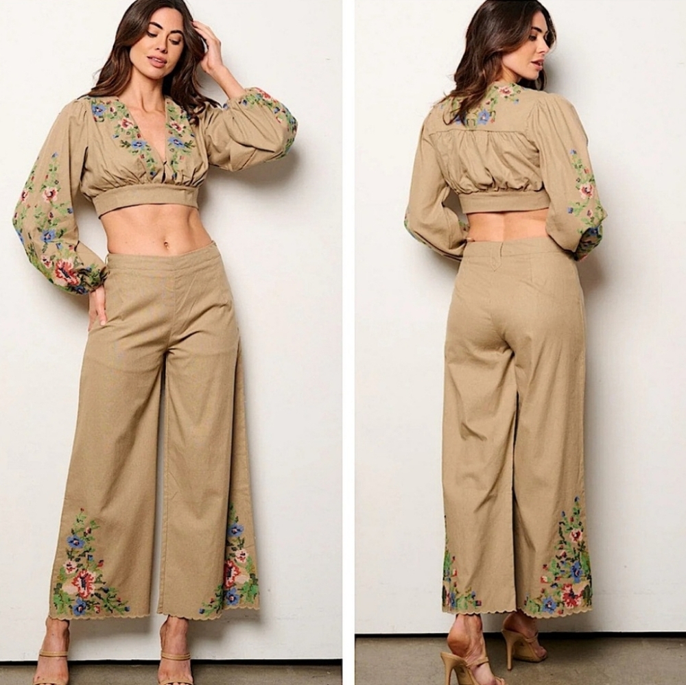 NWT Tan Wide Leg Set with Floral Details